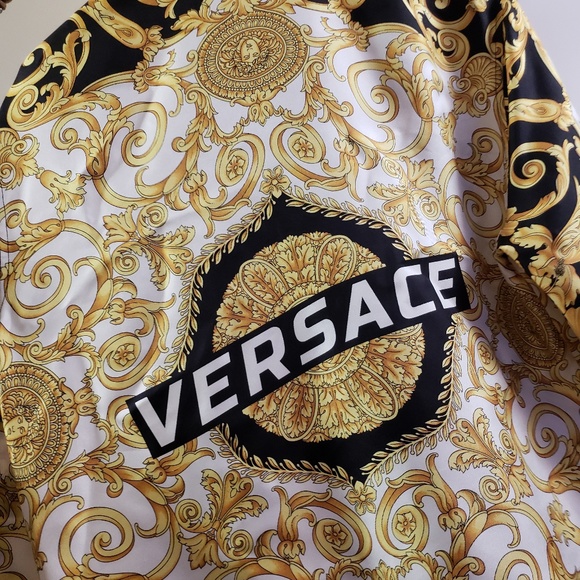 Versace Shirt - Picture 3 of 8